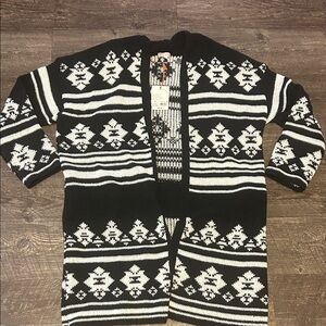 Knox Rose Monochrome Patterned Cardigan